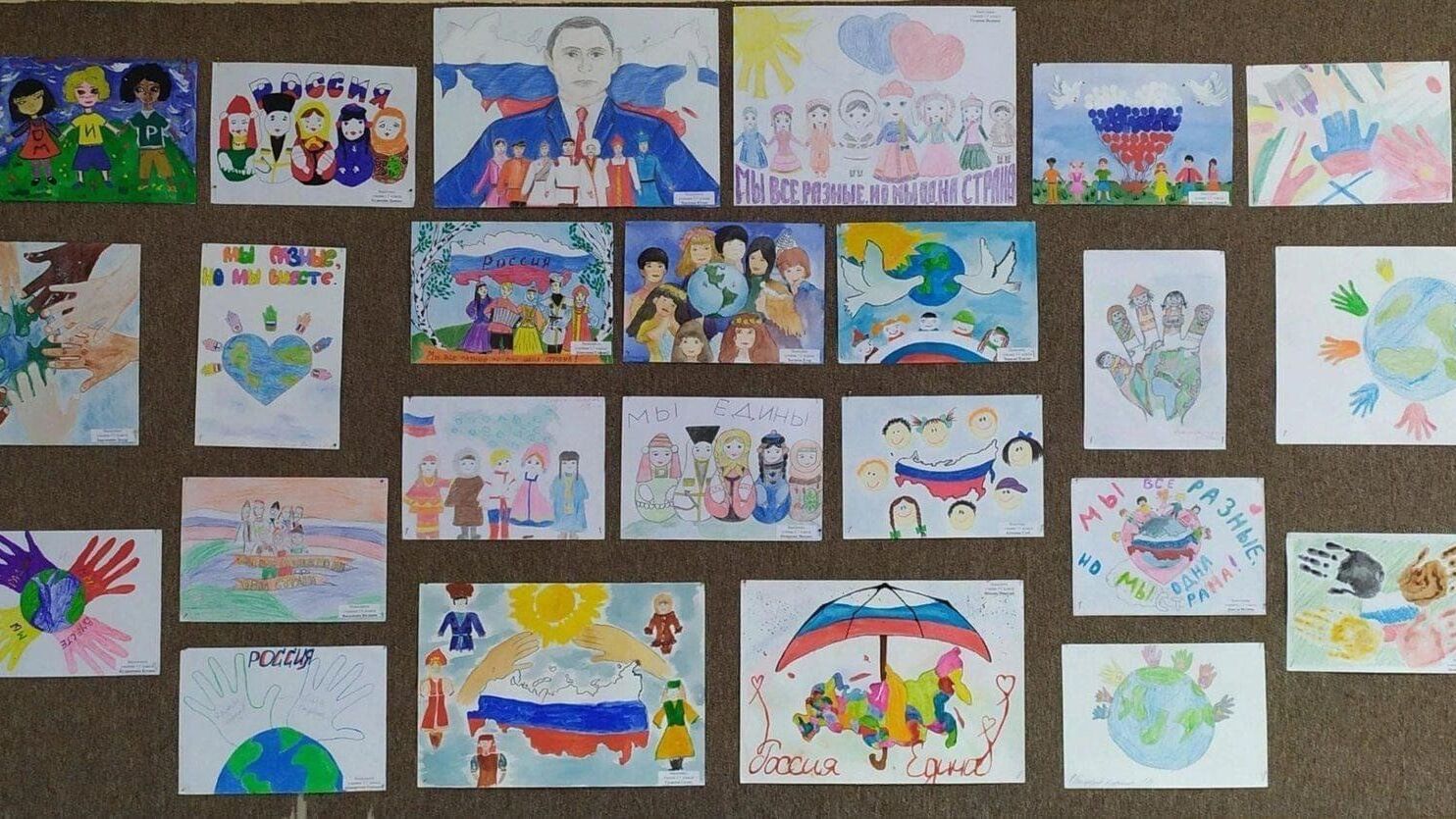 Экспозиции творческих работ обучающихся